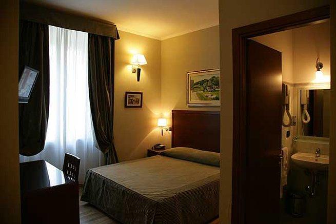 Dipendenza Hotel Galileo Róma Kültér fotó